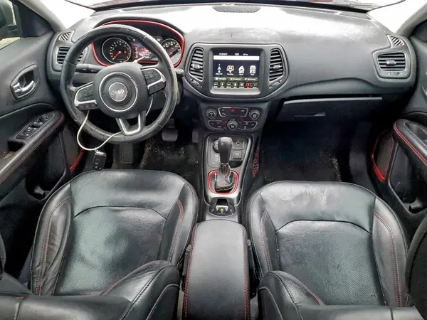 3C4NJDDB0KT664004 2019 JEEP COMPASS - Image 8