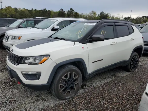 3C4NJDDB0KT671213 2019 JEEP COMPASS - Image 1