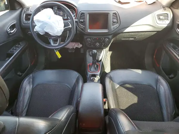 3C4NJDDB0KT671311 2019 JEEP COMPASS - Image 8