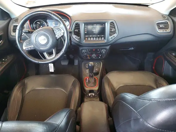 3C4NJDDB0KT671728 2019 JEEP COMPASS - Image 8
