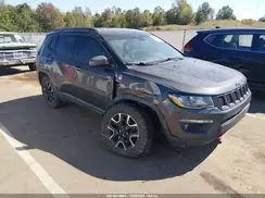 3C4NJDDB0KT681966 2019 JEEP COMPASS