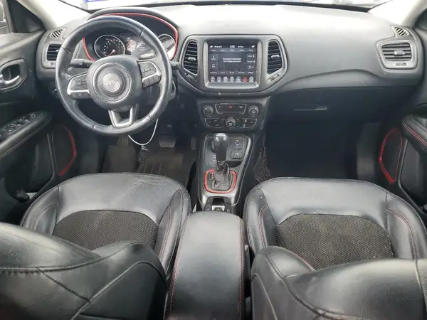 3C4NJDDB0KT723200 2019 JEEP COMPASS - Image 8