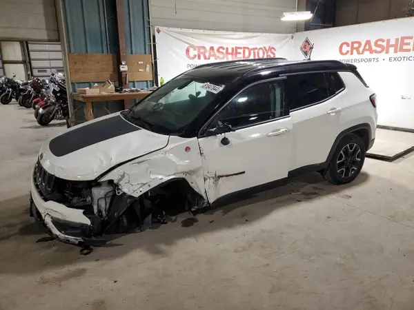 3C4NJDDB0KT728543 2019 JEEP COMPASS - Image 1