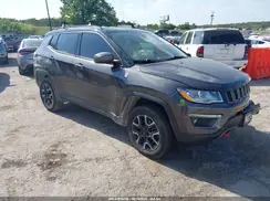 3C4NJDDB0KT748002 2019 JEEP COMPASS