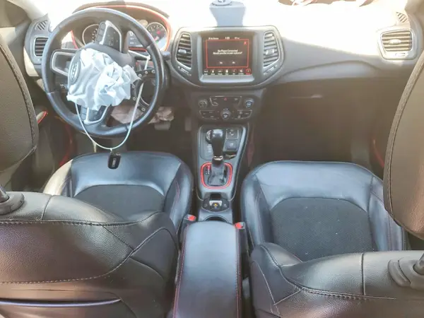 3C4NJDDB0KT759825 2019 JEEP COMPASS - Image 8