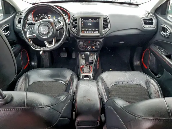 3C4NJDDB0KT780660 2019 JEEP COMPASS - Image 8