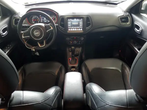 3C4NJDDB0KT800048 2019 JEEP COMPASS - Image 8