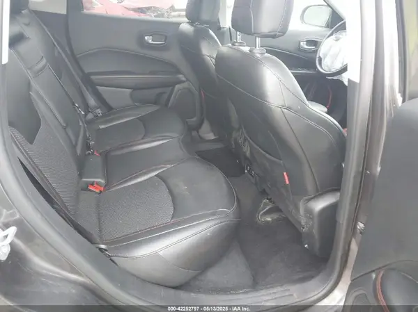 3C4NJDDB0KT850058 2019 JEEP COMPASS - Image 8