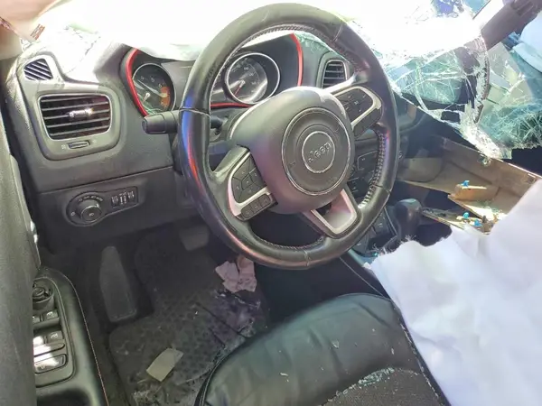 3C4NJDDB0LT123634 2020 JEEP COMPASS - Image 8