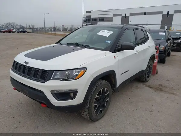 3C4NJDDB0LT166791 2020 JEEP COMPASS - Image 2
