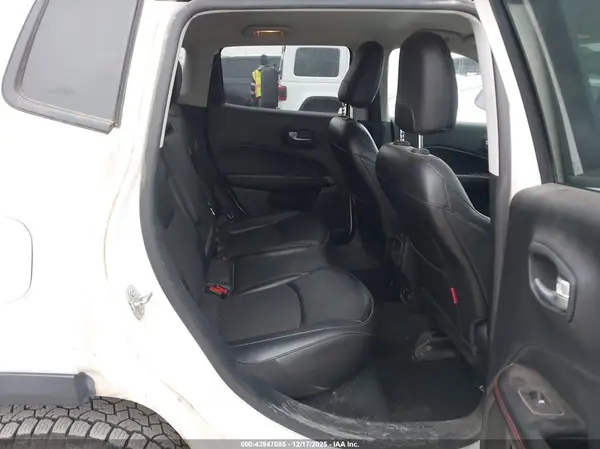 3C4NJDDB0LT166791 2020 JEEP COMPASS - Image 8