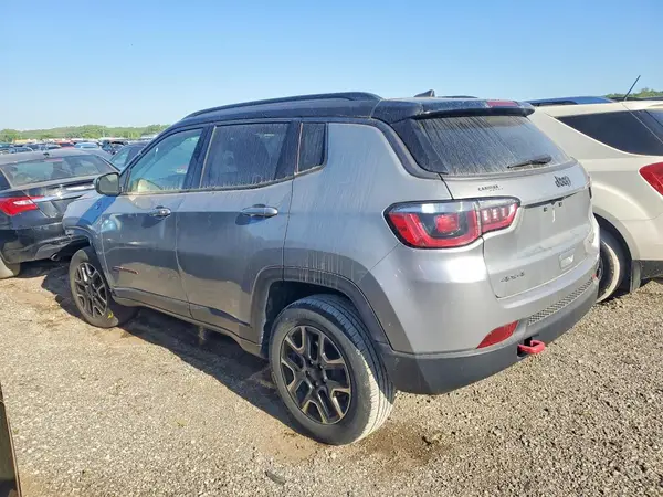 3C4NJDDB0LT195367 2020 JEEP COMPASS - Image 2