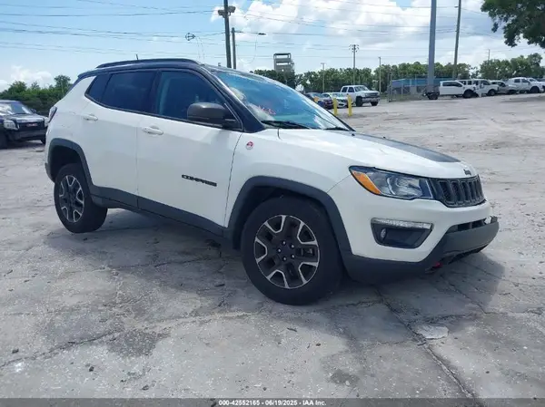 3C4NJDDB0LT195742 2020 JEEP COMPASS - Image 1