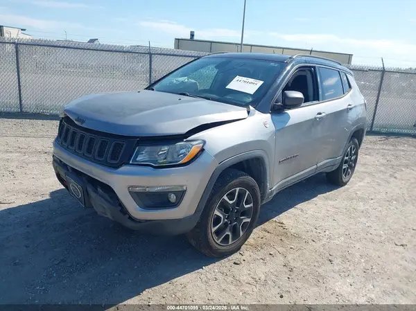 3C4NJDDB0LT202883 2020 JEEP COMPASS - Image 2