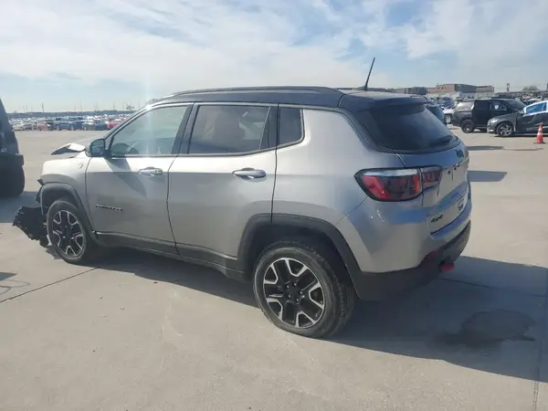 3C4NJDDB0LT207825 2020 JEEP COMPASS - Image 2