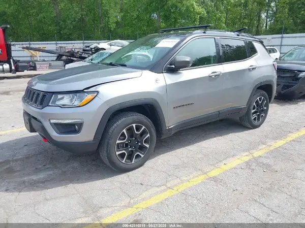 3C4NJDDB0LT221532 2020 JEEP COMPASS - Image 2