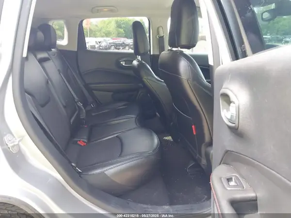 3C4NJDDB0LT221532 2020 JEEP COMPASS - Image 8