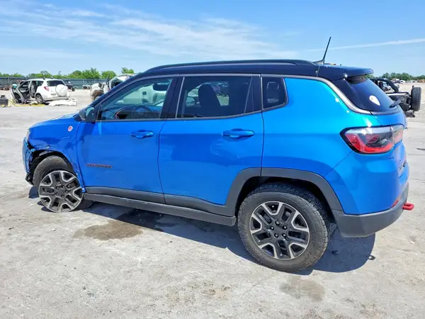 3C4NJDDB0LT227718 2020 JEEP COMPASS - Image 2