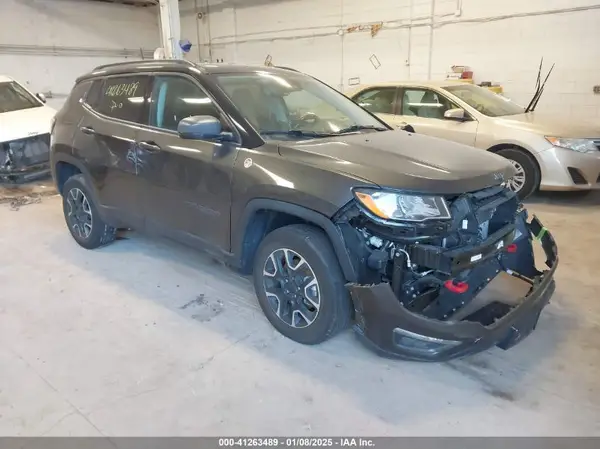 3C4NJDDB0MT501419 2021 JEEP COMPASS - Image 1