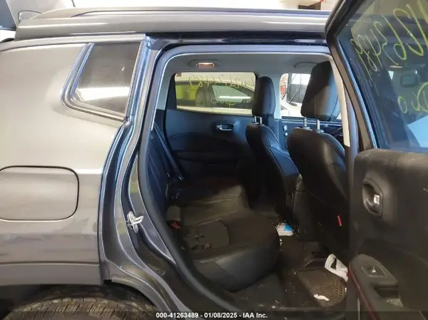 3C4NJDDB0MT501419 2021 JEEP COMPASS - Image 8