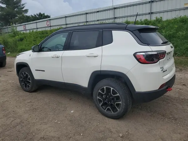 3C4NJDDB0MT516793 2021 JEEP COMPASS - Image 2
