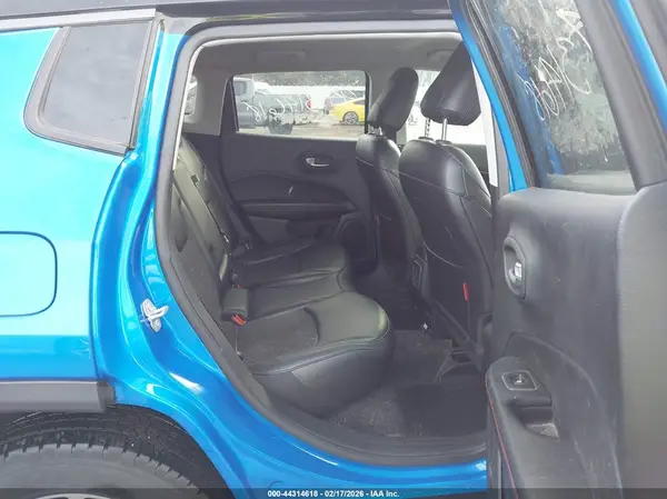 3C4NJDDB0MT519967 2021 JEEP COMPASS - Image 8