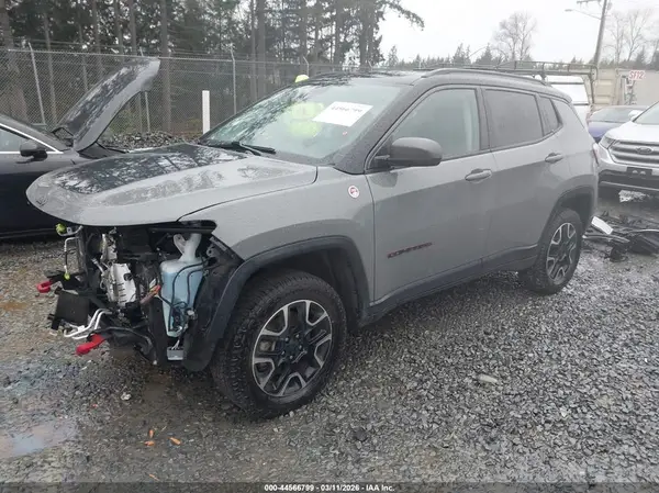 3C4NJDDB0MT536106 2021 JEEP COMPASS - Image 2