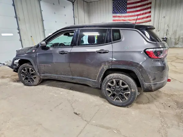 3C4NJDDB0MT553407 2021 JEEP COMPASS - Image 2