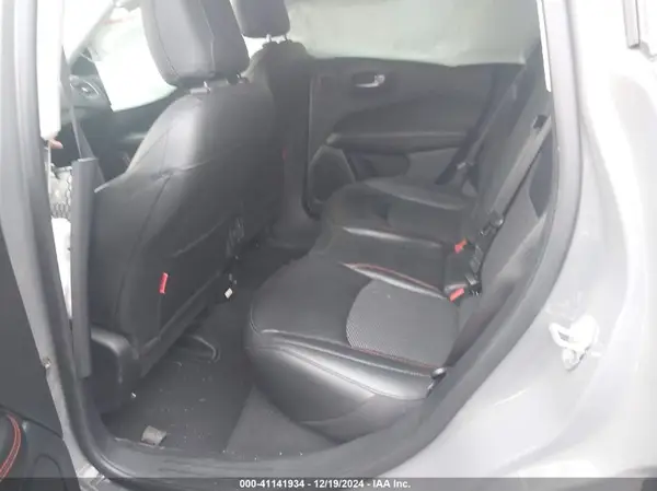 3C4NJDDB0MT555450 2021 JEEP COMPASS - Image 8