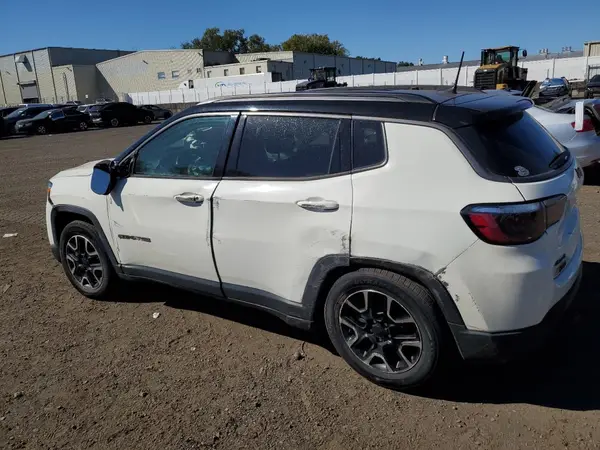3C4NJDDB0MT564682 2021 JEEP COMPASS - Image 2