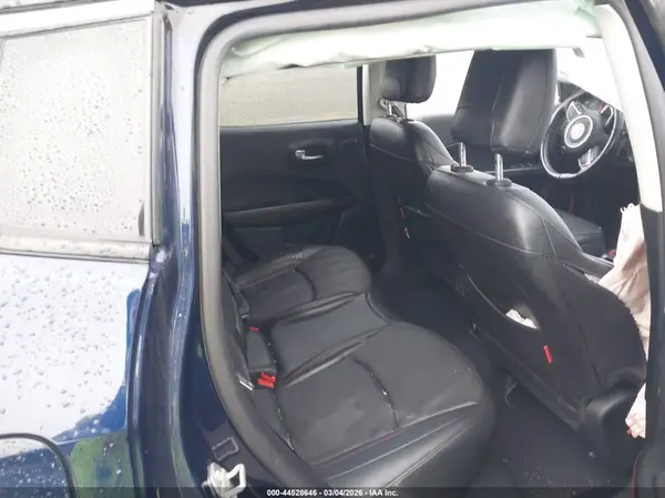 3C4NJDDB0MT588836 2021 JEEP COMPASS - Image 8
