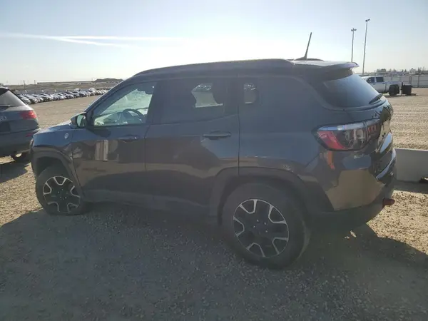 3C4NJDDB0MT600239 2021 JEEP COMPASS - Image 2