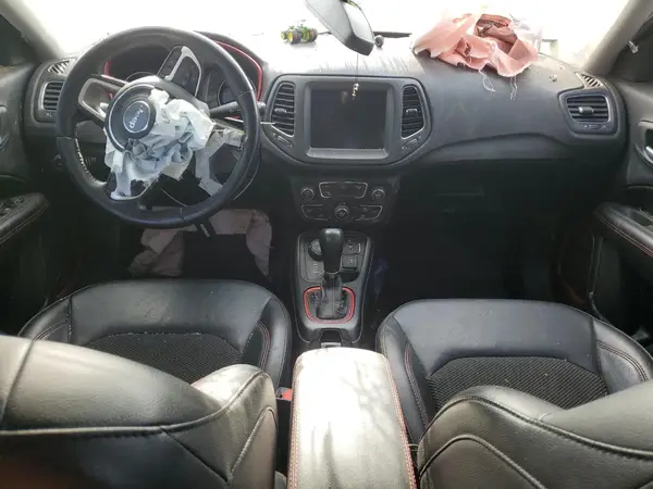 3C4NJDDB0MT602590 2021 JEEP COMPASS - Image 8
