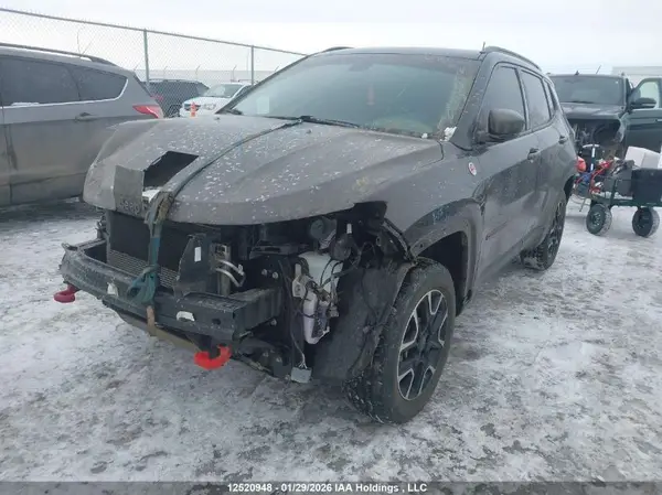 3C4NJDDB0MT602685 2021 JEEP COMPASS - Image 2