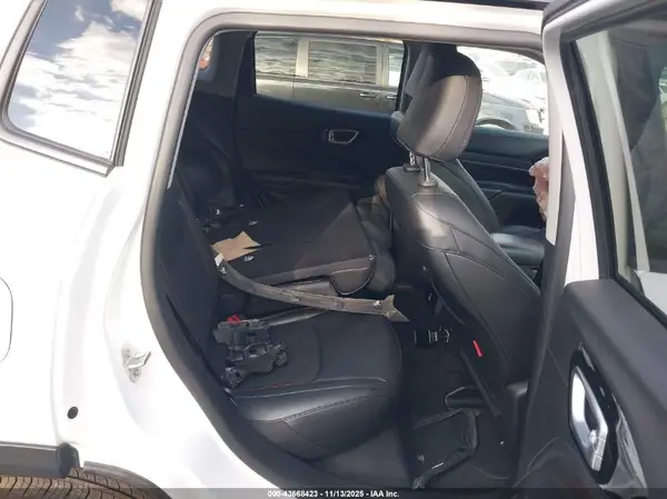 3C4NJDDB0NT130294 2022 JEEP COMPASS - Image 8