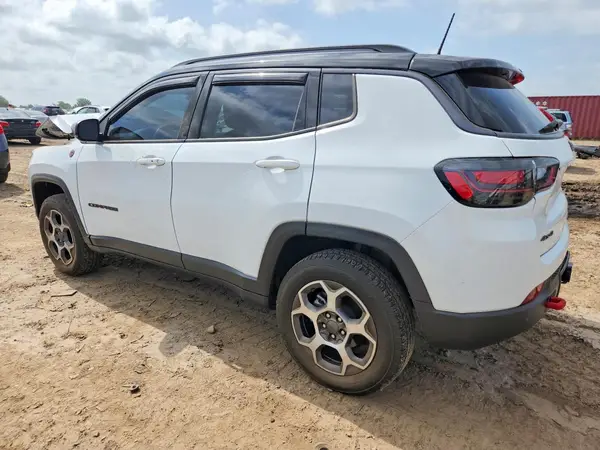 3C4NJDDB0NT148195 2022 JEEP COMPASS - Image 2