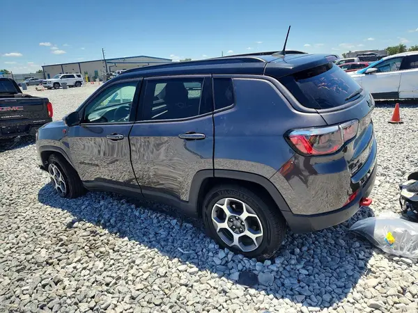 3C4NJDDB0NT159584 2022 JEEP COMPASS - Image 2