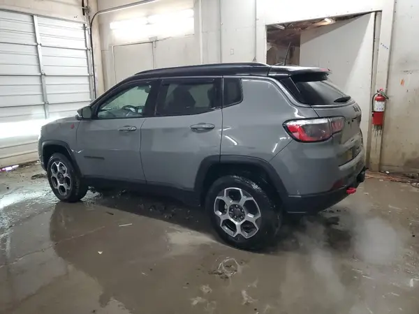 3C4NJDDB0NT163618 2022 JEEP COMPASS - Image 2
