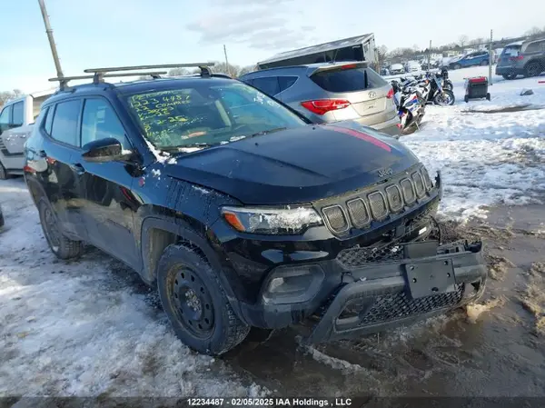 3C4NJDDB0NT200263 2022 JEEP COMPASS - Image 1
