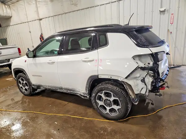 3C4NJDDB0NT214020 2022 JEEP COMPASS - Image 2
