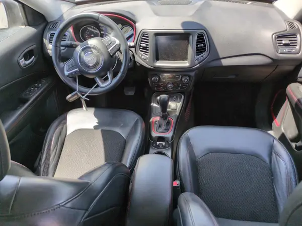 3C4NJDDB1HT596918 2017 JEEP COMPASS - Image 8