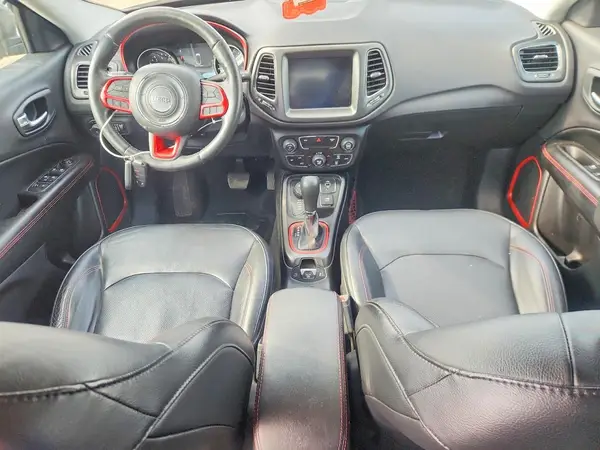 3C4NJDDB1HT597521 2017 JEEP COMPASS - Image 8