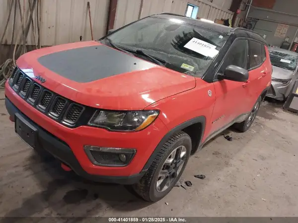 3C4NJDDB1HT646801 2017 JEEP COMPASS - Image 2