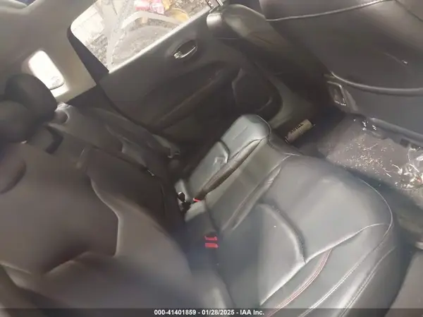 3C4NJDDB1HT646801 2017 JEEP COMPASS - Image 8