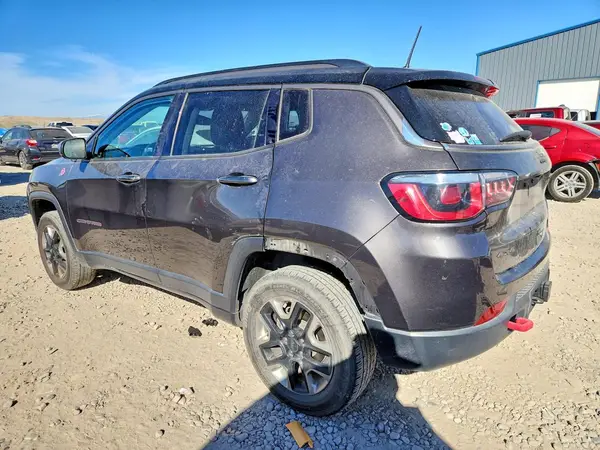 3C4NJDDB1HT659029 2017 JEEP COMPASS - Image 2