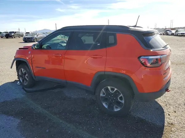 3C4NJDDB1HT667969 2017 JEEP COMPASS - Image 2