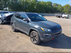 3C4NJDDB1JT128967 2018 JEEP COMPASS