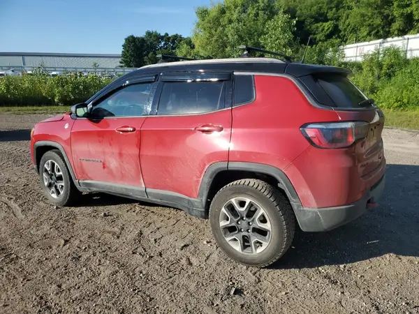 3C4NJDDB1JT129746 2018 JEEP COMPASS - Image 2