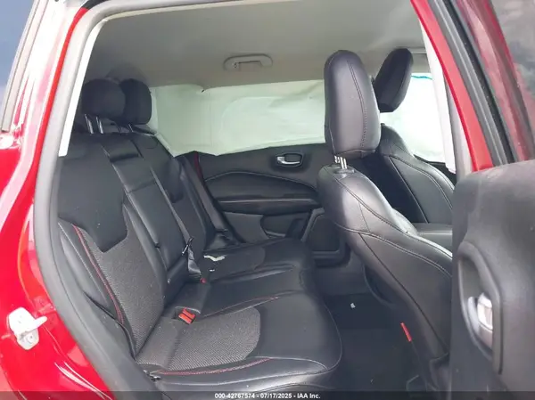 3C4NJDDB1JT130296 2018 JEEP COMPASS - Image 8