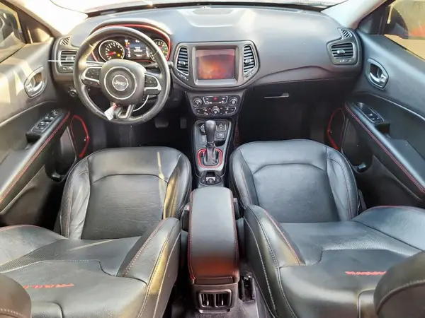 3C4NJDDB1JT135806 2018 JEEP COMPASS - Image 8